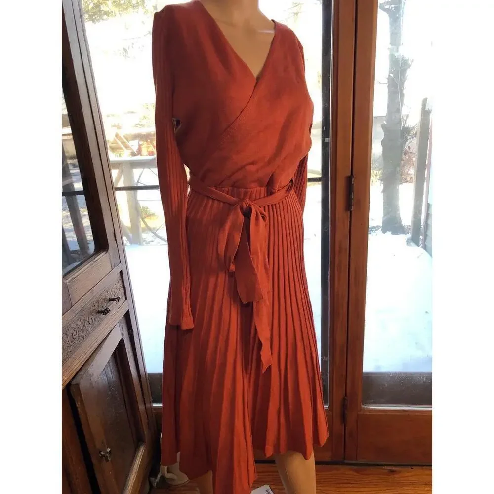 NWT Zesica Rust Pleated Long Sleeve V-Neck Tie Waist cross bodice Dress M